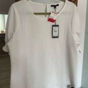 Adrianna Papell Ivory Blouse NWT Size Large